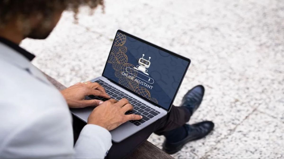 The Future of Work: AI Assistants and the Transformation of Industries